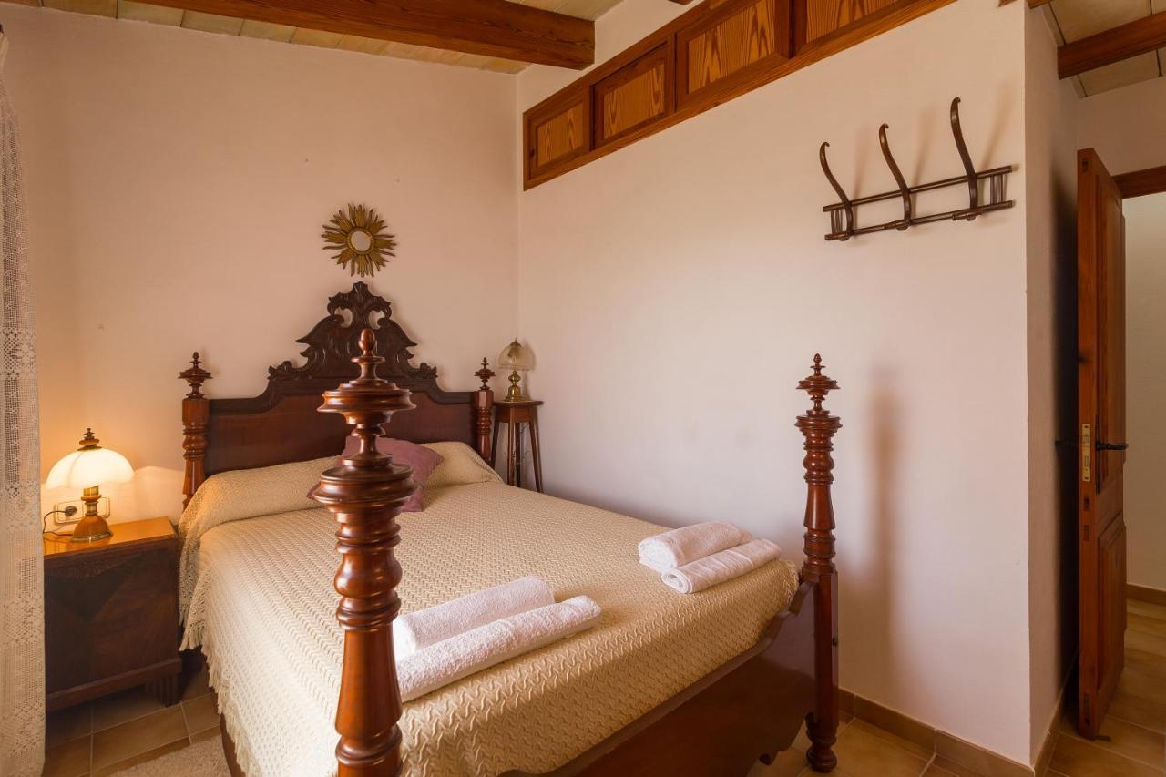 Es Pujols Villa Campanet Exteriör bild